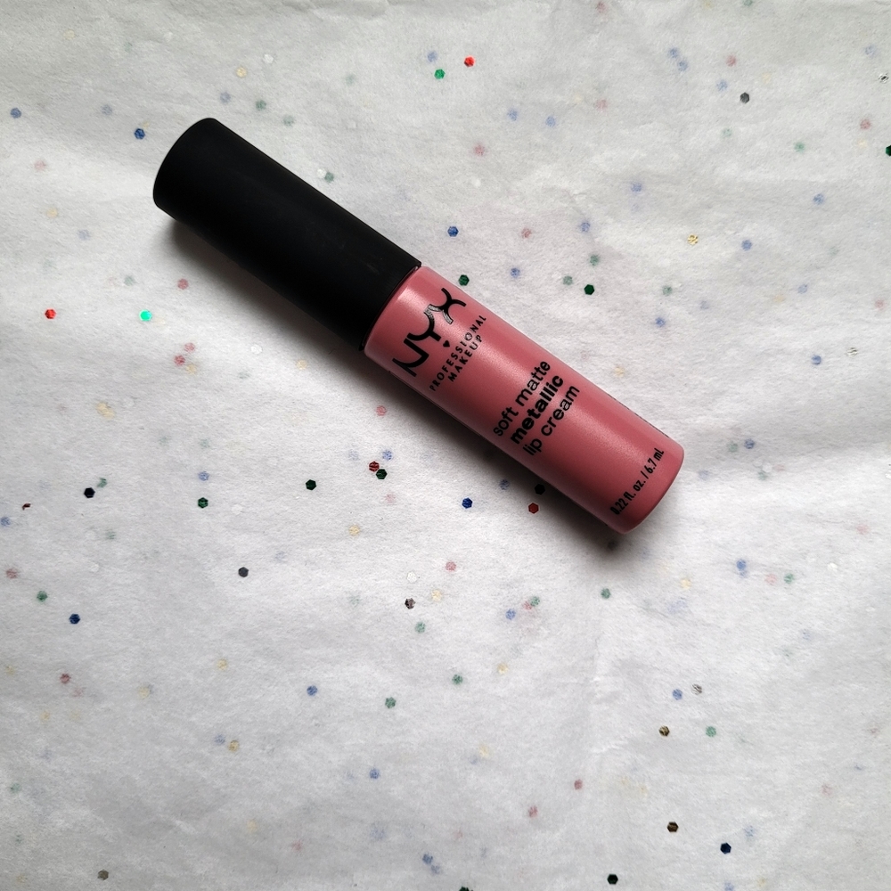 NYX Soft Matte Metallic Lip Cream